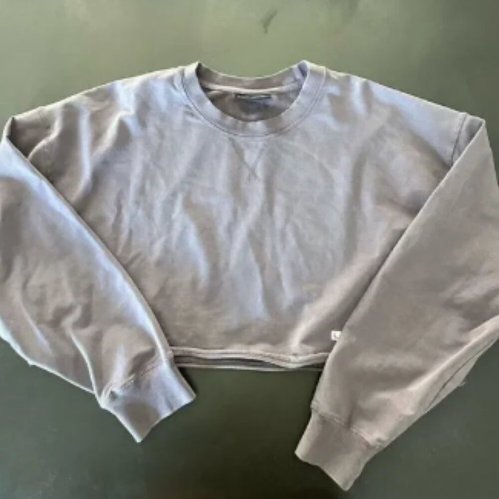 LVFT Crop Long Sleeve